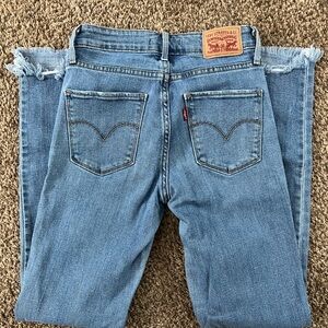 Women’s Levi's High Rise Skinny Blue Denim Jeans